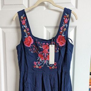 AU14 - NWT Colour looks much more like my picture than the stock photo  Check my